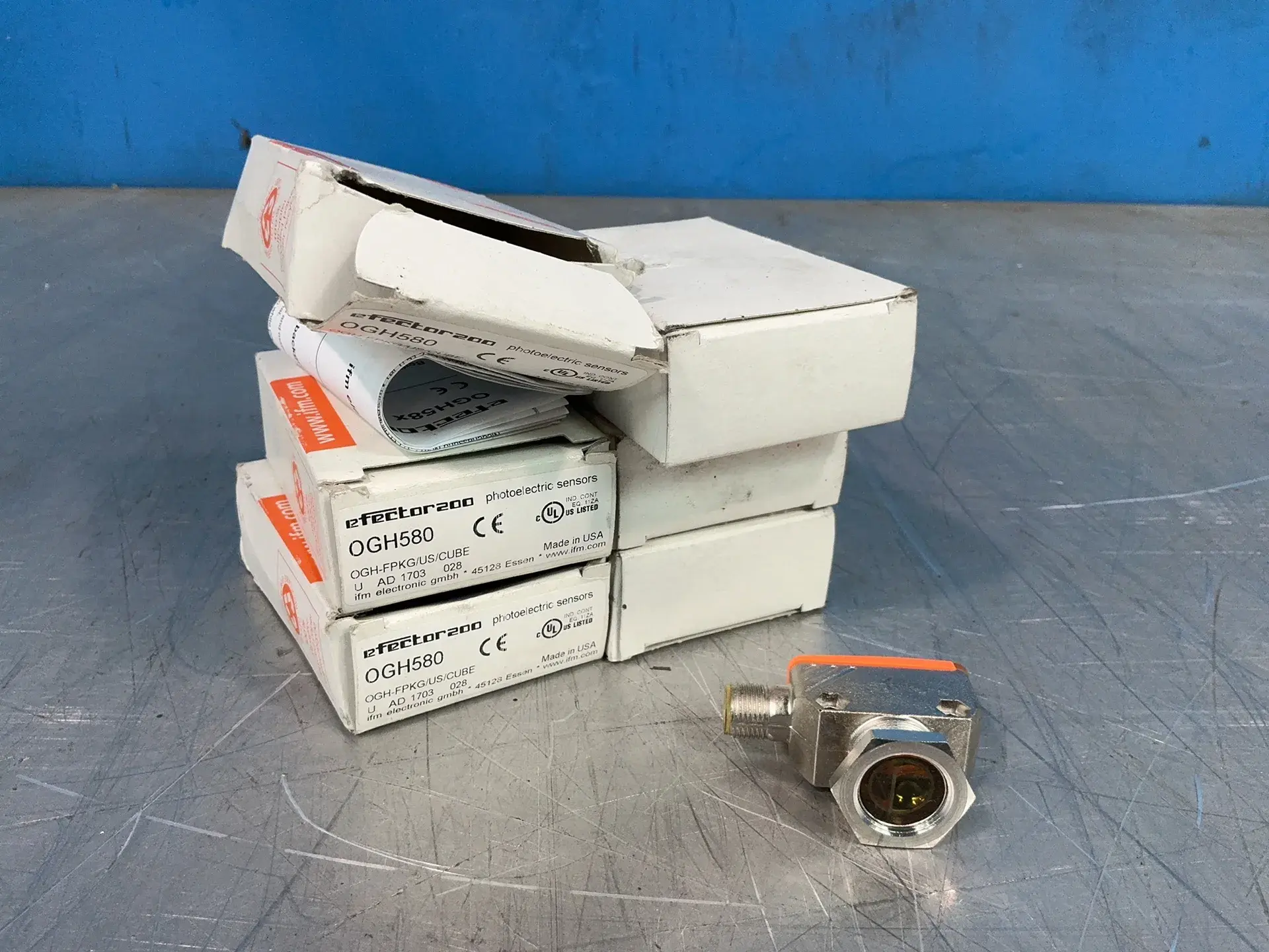 Used EFECTOR200 OGH580 Photoelectric Sensors Ohio US | HGR 24 #1312210