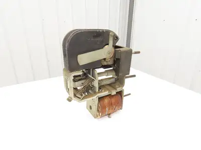 Westinghouse M-501 DC Contactor 300 Amp 600VDC Normally Closed 1745838 Coil