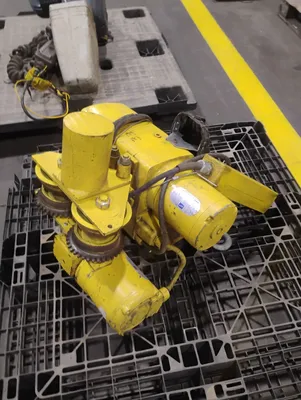 YALE KEL1/2-15RT1SS1 Chain Hoists | ESS Industrial Equipment Sales (1)