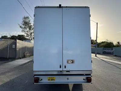 Used 2023 FORD E-350 Reefer Trucks Florida US | Truck and Van Outlet #1509225