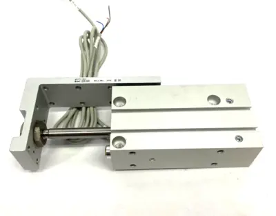 USED SMC COMPACT SLIDE TABLE CYLINDER W/ DUAL AUTO SWITCHES