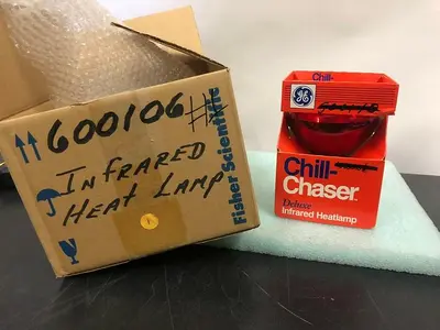 CHIL CHASER DELUXE INFRARED HEATLAMP