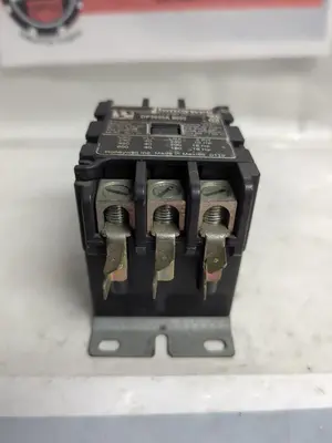 Used HONEYWELL DP3040A 5002 Miscellaneous Equipment (Electrical & Power) Ohio US | Surplus Asset Holdings #1239641