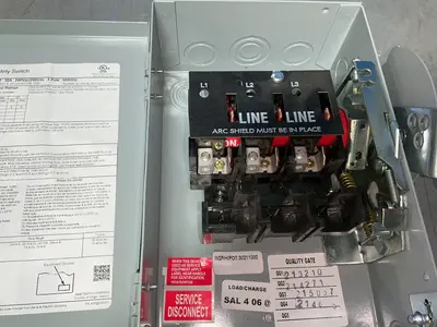 Used GE ABB THN3321 Switchgears Ohio US | HGR 24 #1280236
