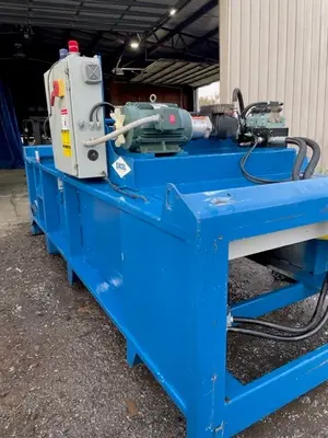 USED 2001 EXCEL EX63