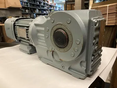 New | in-Stock SEW KA57/TDRS71M4 Gearmotors | Surplus Asset Holdings #1226904
