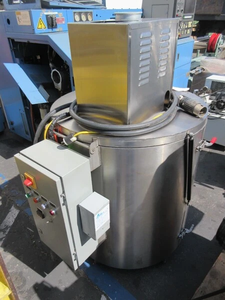 Used UNIVERSAL MS-61466 Coating & Laminating | TNT Industrial #399374