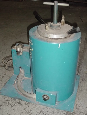 USED MELT MONSTER MELTING TANK 240