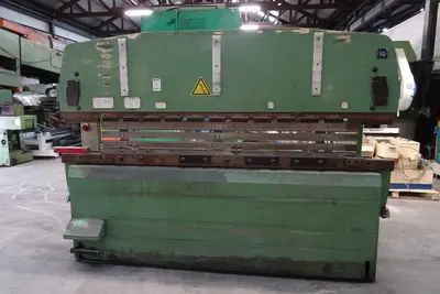 USED AMADA PROMECAM RG 75 TON X 3100 MM