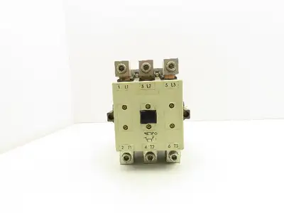 Siemens-Allis CXL40*3E Contactor 135A 600V 3 Pole 120V Coil Model E