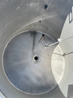 150 Gallon Stainless Steel , Open Top Tank , 115 Volt Mixer Dish Center Drain