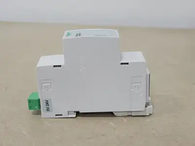 USED SCHNEIDER ELECTRIC LV434204