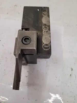 USED MANCHESTER T-10 LH – TOOL HOLDERS