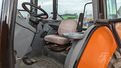USED 1998 NEW HOLLAND TS90