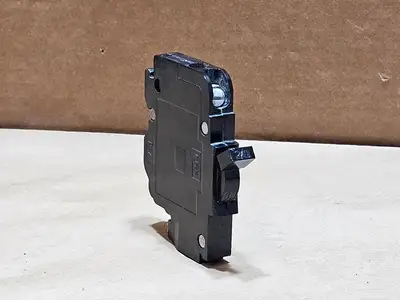 Used FEDERAL PACIFIC NA120 Switchgears British Columbia CA | Lenmark #1438598