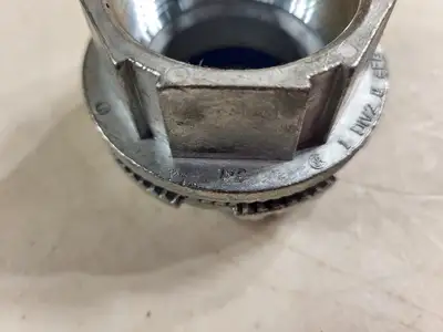 NEW THOMAS & BETTS H150GR-C
