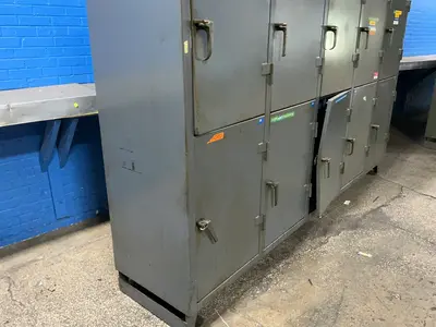 Used STRONG HOLD _UNKNOWN_ Cabinets Ohio US | HGR 24 #1358032