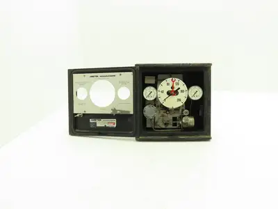 Ametek Instruments & Controls 11KB1201-3150AW Pressure Controller 220psi 0/200PB
