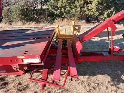USED NEW HOLLAND 1033