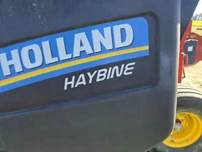 USED 2016 NEW HOLLAND H7150