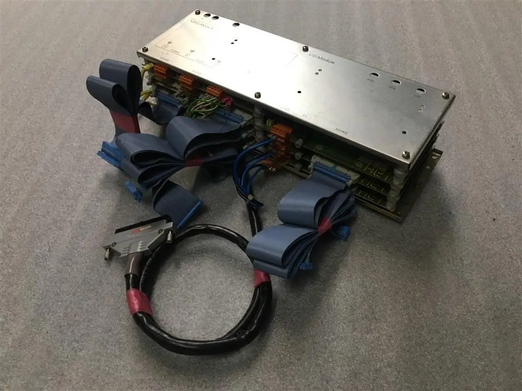 USED SIEMENS I/O-MODUL 64E/32 6FC3984-3RA