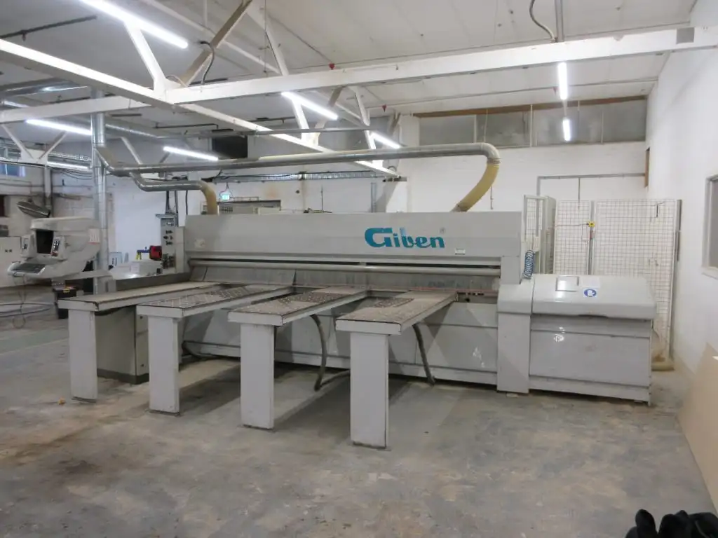 Used 2000 _UNKNOWN_ _UNKNOWN_ Single-Line Beam Saws GB | Apex Auctions #1761983