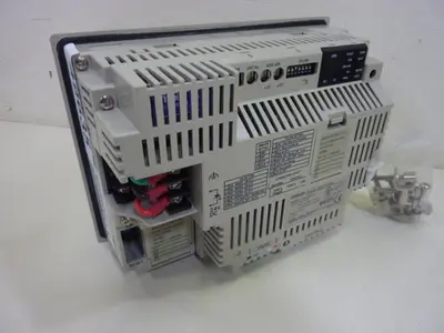 USED OMRON NSJ5-SQ01-DRM