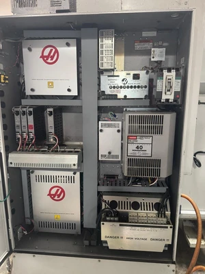 Haas HAAS VF-2SS CNC Machining Centers & Milling Machines | Amiron Machinery (6)
