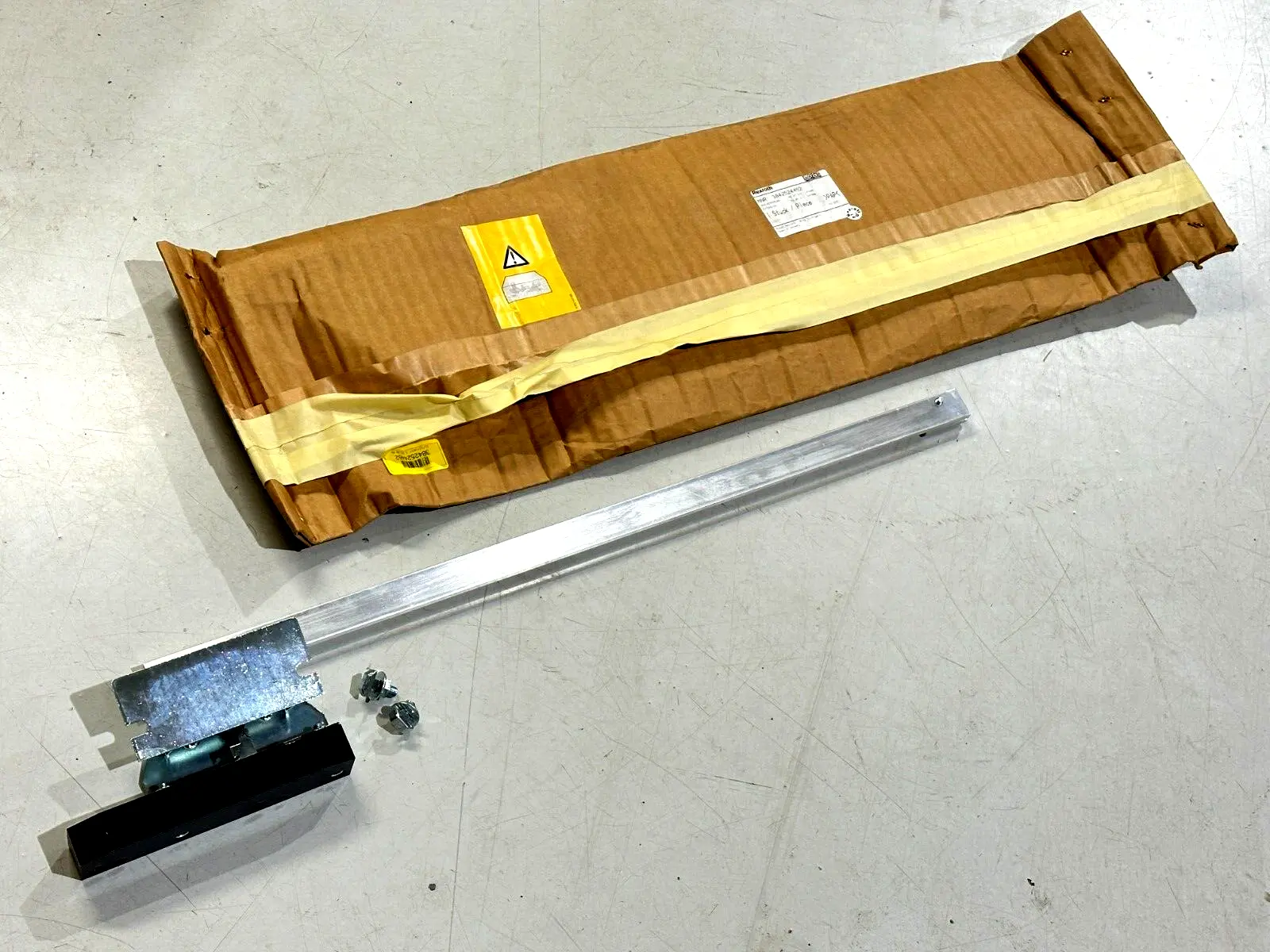 New | in-Stock Bosch Rexroth 3 842 524 452 Parts & Accessories (Material Handling) Michigan US | Maverick Industrial Sales #1396785
