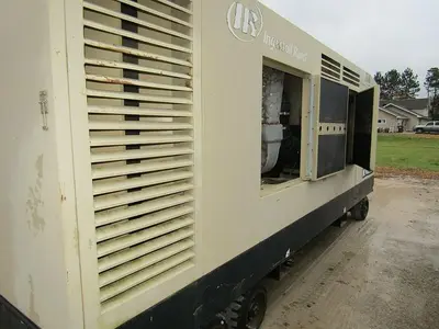 Doosan NHP1500 oil-free rotary screw air Compressor Reman cummins diesel OIL FREE AIR 150 psi. 1,600 cfm Reman cummins diesel
