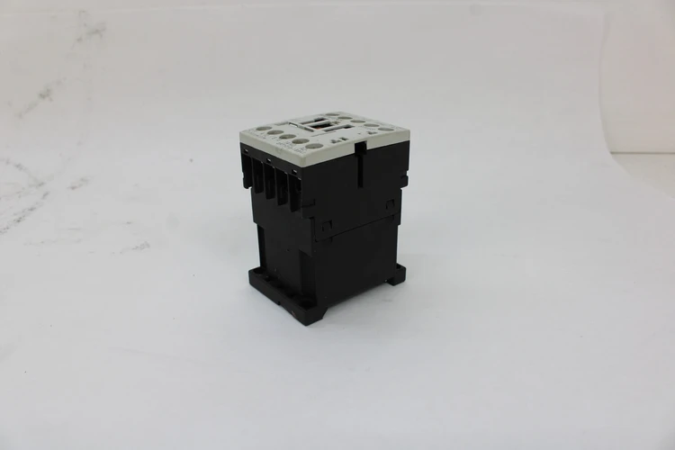Used SIEMENS 3RT1015-1BB41 Relays & Switches Kentucky US | Industrial Parts R Us Inc. #356570