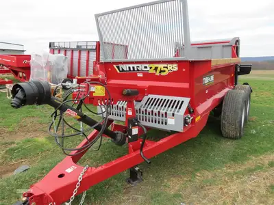 New | in-Stock 2026 TUBELINE NITRO 275RS Manure Spreaders Pennsylvania US | Zimmerman Farm Service #1410455