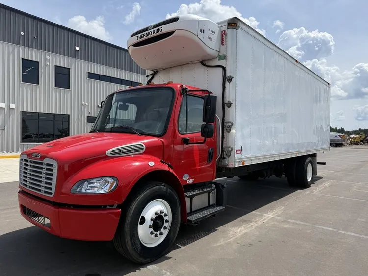 Used 2021 FREIGHTLINER THERMO KING Reefer Trucks Minnesota US | Carco Truck & Equipment #1514076