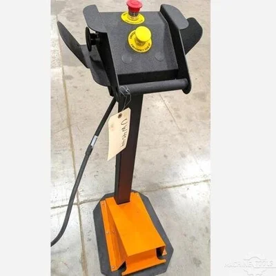 USED 2009 ACCURPRESS 7608
