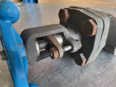 2" Class 800 Gate Valve API 602