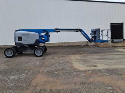 USED 2016 Genie Z-62/40