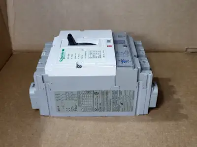 USED SCHNEIDER ELECTRIC GV7-RE80