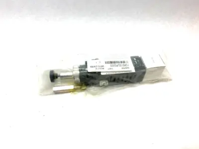 NEW NUMATICS SINGLE TYPE PRESSURE REGULATOR W/ GAUGE