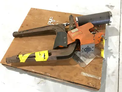 Used Milco Spot Style Weld Gun Spot Welders Michigan US | Maverick Industrial Sales #1489456
