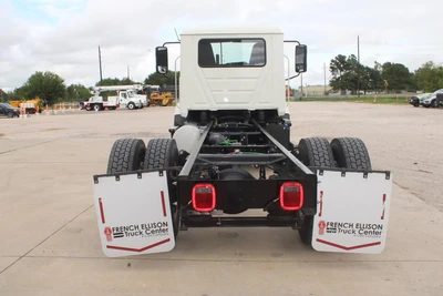 New | in-Stock 2025 MACK MD6 Cab Chassis trucks Texas US | Roll Off Truck World #1491874