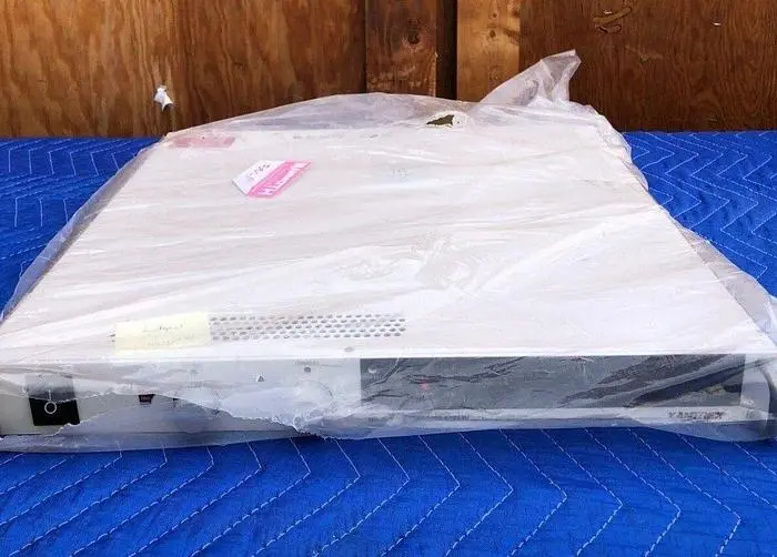 XANTREX XFR 35-35 DC POWER SUPPLY
