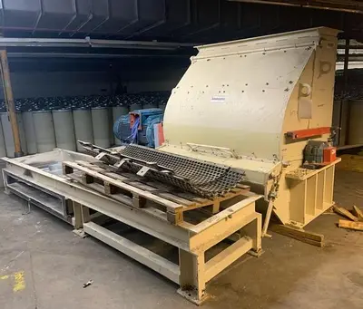 USED 2014 SCHUTTE BUFFALO 15300