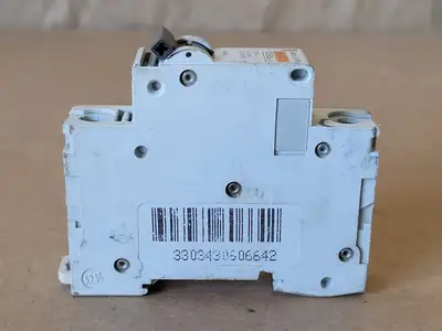 USED MERLIN GERIN 60664