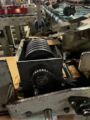Jumbo box Gluer or 2 piece Gluer machine with glue wheel