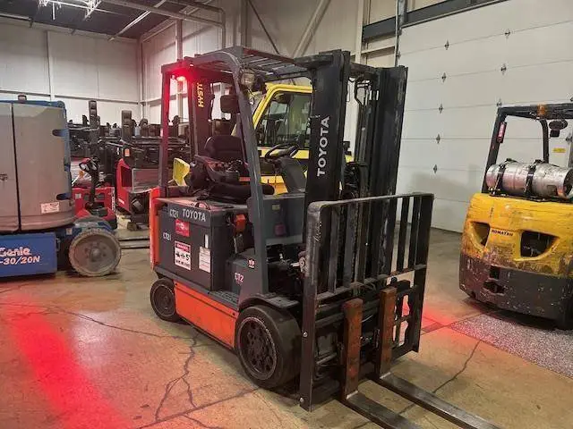 Used TOYOTA 8FBCU30 Misc Forklifts Illinois US | Somerset Equipment Sales #1542961
