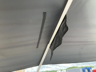 USED 2005 PREMIER 225 LEGEND