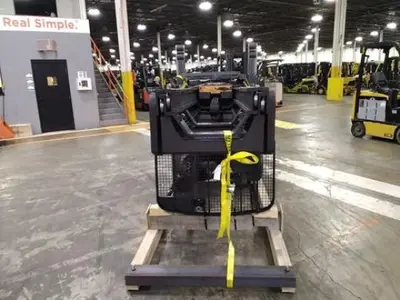 USED 2016 CROWN RR5795S-45