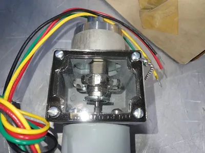 New | in-Stock MEROID 1003EB3J Pressure Switches Ohio US | HGR 24 #779115