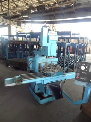 USED HURCO KMB 1M