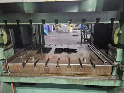 2000 MINSTER E2-300-54-44 Straight Side Mechanical Stamping Presses | Rygate LLC (4)